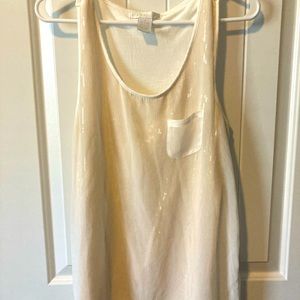 Ladies dressy sleeveless top